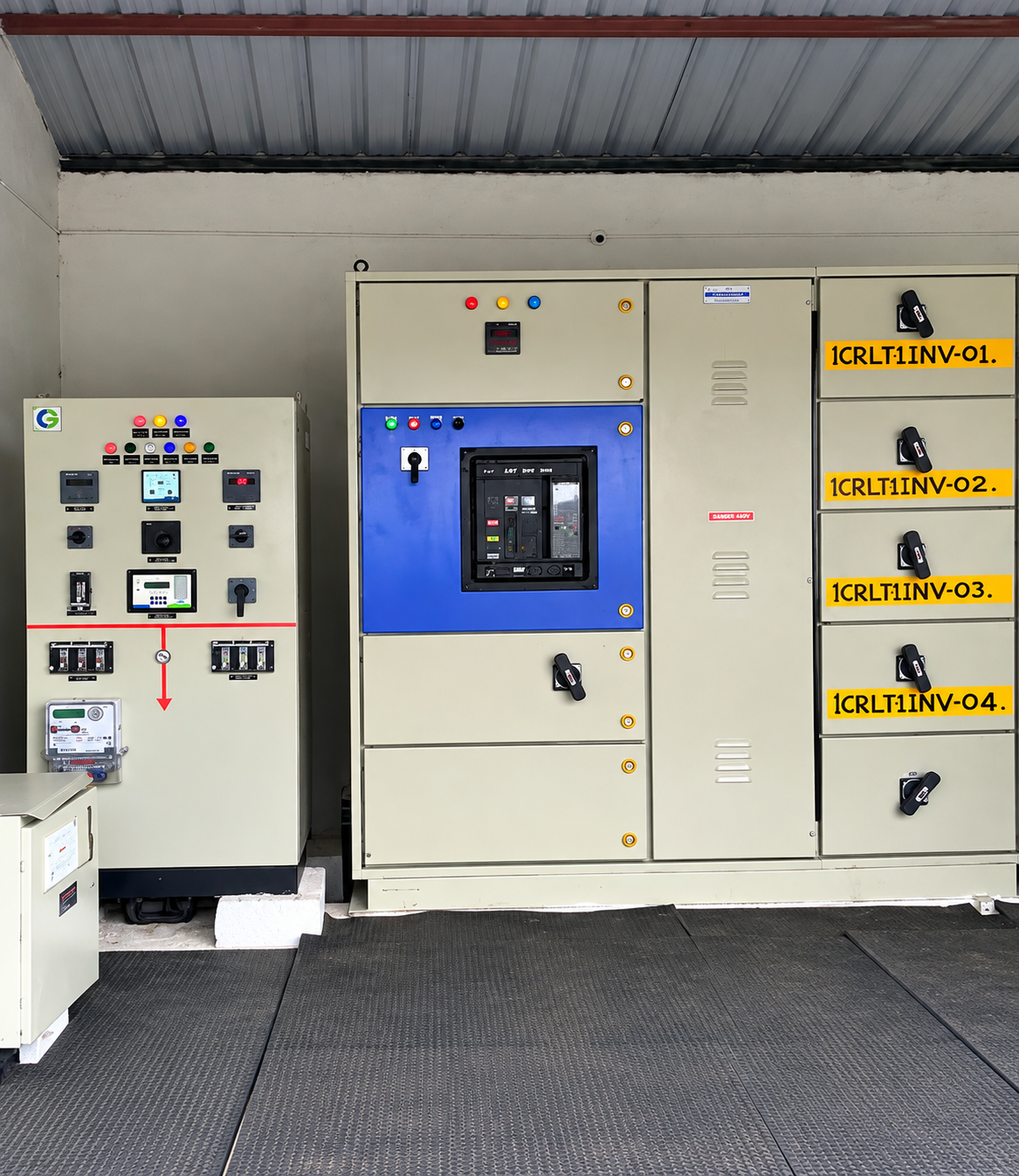 Electrical panel with circuit breakers